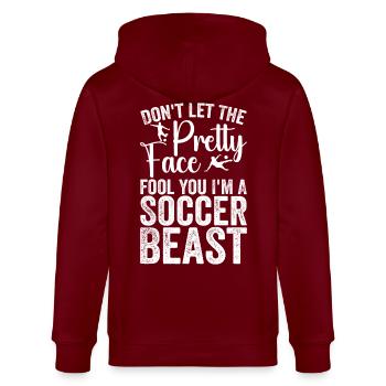 Lass dich nicht von dem hübschen Gesicht täuschen Ich bin ein Fußballbiest - Stanley/Stella Unisex Bio-Kapuzenjacke CULTIVATOR  - Burgunderrot - Hinten - Anna (173cm)