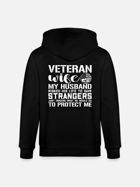 Veteran wife - Stanley/Stella CULTIVATOR Unisex Organic Hooded Jacket - black