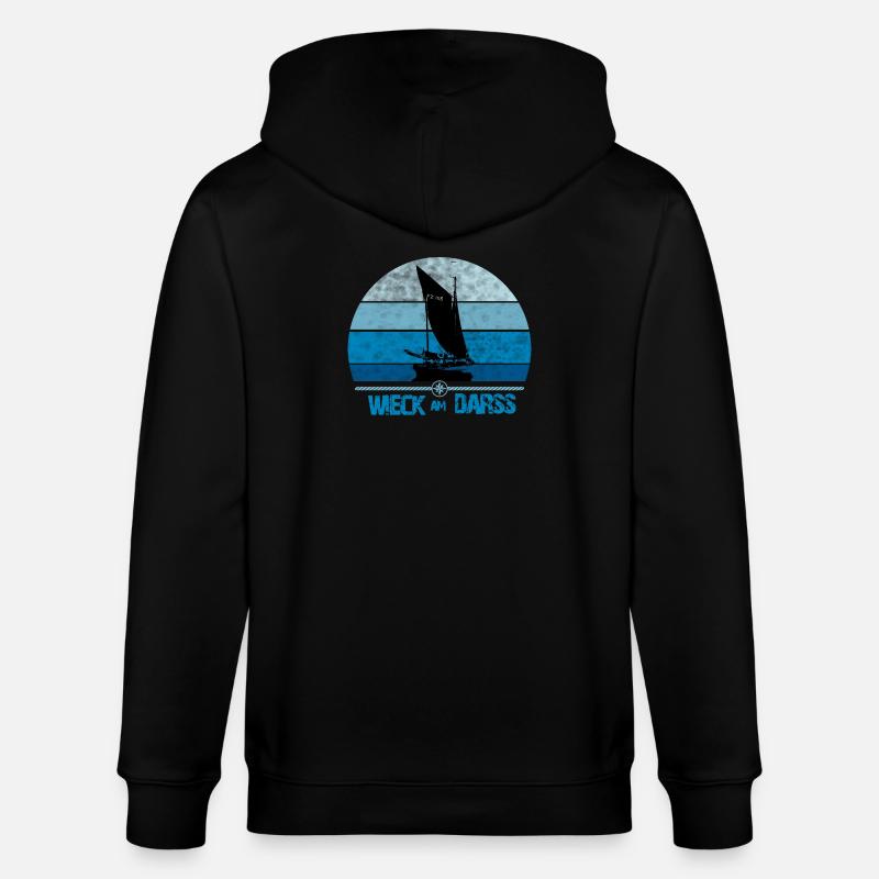Wieck am Darss mit Zeesboot - Stanley/Stella Unisex Bio-Kapuzenjacke CULTIVATOR - Schwarz