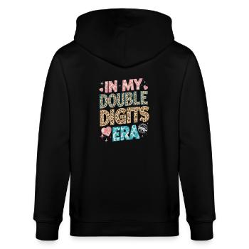 Geschenk 10 Jahre Geburtstagskind - Stanley/Stella Unisex Bio-Kapuzenjacke CULTIVATOR  - Schwarz - Hinten - Anna (173cm)