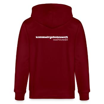 komm wir gehen zu weit - Stanley/Stella Unisex Bio-Kapuzenjacke CULTIVATOR  - Burgunderrot - Hinten - Anna (173cm)
