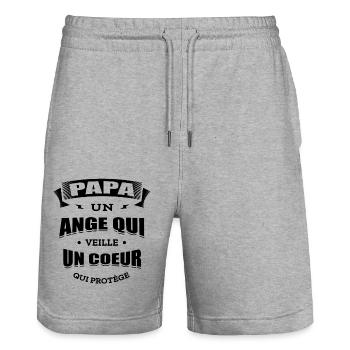 PAPA UN ANGE QUI VEILLE UN CŒUR QUI PROTÈGE - Short de jogging bio TRAINER Stanley/Stella unisexe - gris chiné - Devant - Nik (191cm) & Marisol (170cm)
