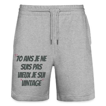Ich bin nicht alt 70er Jahre Geburtstagsgeschenk - Stanley/Stella Unisex Bio Joggingshorts Trainer  - Grau meliert - Vorne - Nik (191cm) & Marisol (170cm)