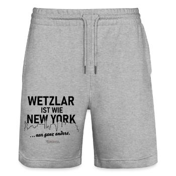 Wetzlar ist wie New York - Stanley/Stella Unisex Bio Joggingshorts Trainer  - Grau meliert - Vorne - Nik (191cm) & Marisol (170cm)