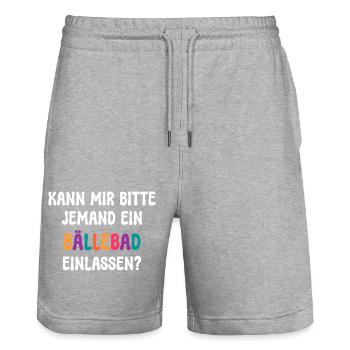 KANN MIR JEMAND EIN BÄLLEBAD EINLASSEN? SPRUCH - Stanley/Stella Unisex Bio Joggingshorts Trainer  - Grau meliert - Vorne - Nik (191cm) & Marisol (170cm)