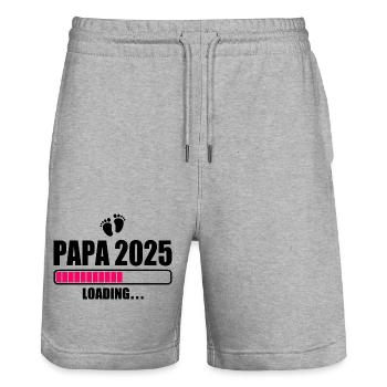 Papa 2025 - Stanley/Stella Unisex Bio Joggingshorts Trainer  - Grau meliert - Vorne - Nik (191cm) & Marisol (170cm)