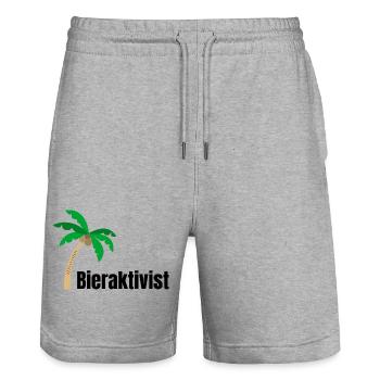 Bieraktivist Sprüche Malleurlaub - Stanley/Stella Unisex Bio Joggingshorts Trainer  - Grau meliert - Vorne - Nik (191cm) & Marisol (170cm)