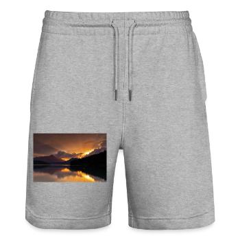 Abendrot am Walchensee - Stanley/Stella Unisex Bio Joggingshorts Trainer  - Grau meliert - Vorne - Nik (191cm) & Marisol (170cm)