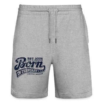 Born in February 2005 - Geburtstag - Geschenk - Stanley/Stella Unisex Bio Joggingshorts Trainer  - Grau meliert - Vorne - Nik (191cm) & Marisol (170cm)