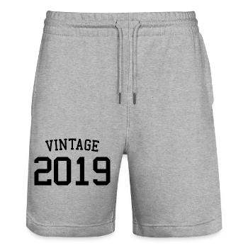 Millésime 2019 - 4 ans, 4ème anniversaire enfants - Short de jogging bio TRAINER Stanley/Stella unisexe - gris chiné - Devant - Nik (191cm) & Marisol (170cm)
