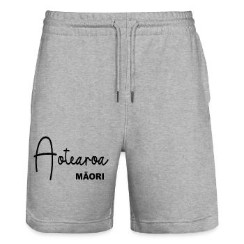 Aotearoa MAORI - Stanley/Stella Unisex Bio Joggingshorts Trainer  - Grau meliert - Vorne - Nik (191cm) & Marisol (170cm)