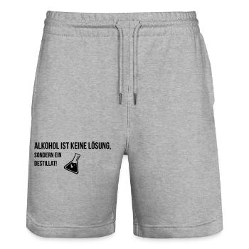 Alkohol ist keine Lösung sondern ein Destillat! - Stanley/Stella Unisex Bio Joggingshorts Trainer  - Grau meliert - Vorne - Nik (191cm) & Marisol (170cm)