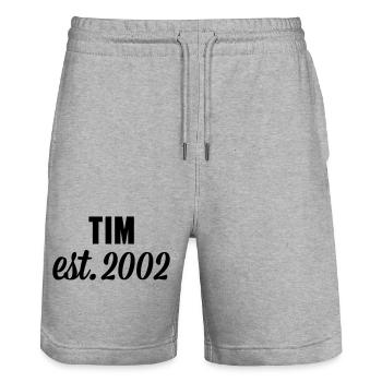 Tim est 2002 - Stanley/Stella Unisex Bio Joggingshorts Trainer  - Grau meliert - Vorne - Nik (191cm) & Marisol (170cm)