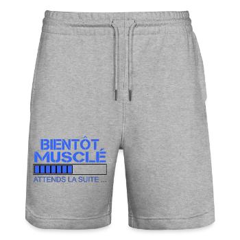 Bientôt Musclé - Attends la Suite - Short de jogging bio TRAINER Stanley/Stella unisexe - gris chiné - Devant - Nik (191cm) & Marisol (170cm)