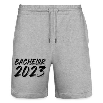 Bachelor 2023 - Stanley/Stella Unisex Bio Joggingshorts Trainer  - Grau meliert - Vorne - Nik (191cm) & Marisol (170cm)