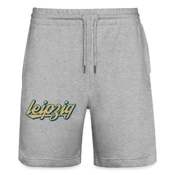 Leipzig Retro Script – Vintage Stadtlogo - Stanley/Stella Unisex Bio Joggingshorts Trainer  - Grau meliert - Vorne - Nik (191cm) & Marisol (170cm)