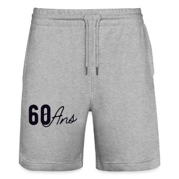 T-shirt Humour Anniversaire 60 Ans - Idée Cadeau - Short de jogging bio TRAINER Stanley/Stella unisexe - gris chiné - Devant - Nik (191cm) & Marisol (170cm)