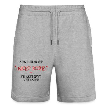 Meine Frau ist nicht böse - Stanley/Stella Unisex Bio Joggingshorts Trainer  - Grau meliert - Vorne - Nik (191cm) & Marisol (170cm)