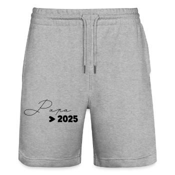 Papa 2025 - Stanley/Stella Unisex Bio Joggingshorts Trainer  - Grau meliert - Vorne - Nik (191cm) & Marisol (170cm)