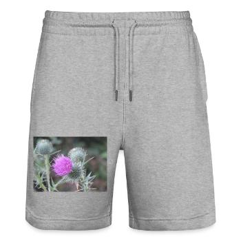 Violetten Distelblüten-Muster - Stanley/Stella Unisex Bio Joggingshorts Trainer  - Grau meliert - Vorne - Nik (191cm) & Marisol (170cm)