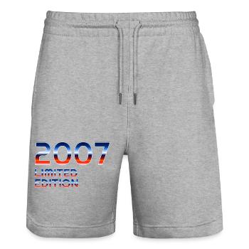 Retro 2007 Limited Edition Design - Stanley/Stella Unisex Bio Joggingshorts Trainer  - Grau meliert - Vorne - Nik (191cm) & Marisol (170cm)