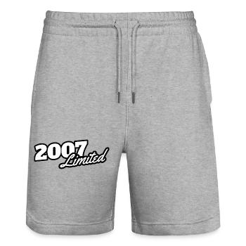 Limitierte Jahreszahl 2007 18ter Geburtstag - Stanley/Stella Unisex Bio Joggingshorts Trainer  - Grau meliert - Vorne - Nik (191cm) & Marisol (170cm)