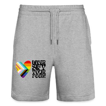 🌈♿ Diversify Your Feed –Progress Pride&Disability - Stanley/Stella Unisex Bio Joggingshorts Trainer  - Grau meliert - Vorne - Nik (191cm) & Marisol (170cm)
