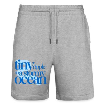 Tiny ripple in a stormy ocean (blue background) - Stanley/Stella Unisex Bio Joggingshorts Trainer  - Grau meliert - Vorne - Nik (191cm) & Marisol (170cm)