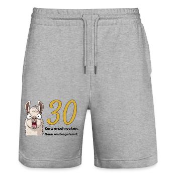 30 Geburtstag – Kurz erschrocken, dann gefeiert - Stanley/Stella Unisex Bio Joggingshorts Trainer  - Grau meliert - Vorne - Nik (191cm) & Marisol (170cm)