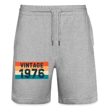 Vintage 1976 Striped Sunset - Stanley/Stella Unisex Bio Joggingshorts Trainer  - Grau meliert - Vorne - Nik (191cm) & Marisol (170cm)