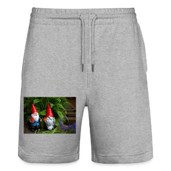 Gartenzwerge im Beet - Stanley/Stella Unisex Bio Joggingshorts Trainer  - Grau meliert - Vorne - Nik (191cm) & Marisol (170cm)