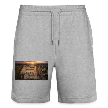 Dépôt de bus au coucher du soleil - Short de jogging bio TRAINER Stanley/Stella unisexe - gris chiné - Devant - Nik (191cm) & Marisol (170cm)