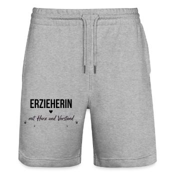 Erzieherin mit Herz und Verstand Geschenk  - Stanley/Stella Unisex Bio Joggingshorts Trainer  - Grau meliert - Vorne - Nik (191cm) & Marisol (170cm)
