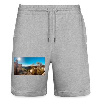Village toscane ensoleillé avec toits - Short de jogging bio TRAINER Stanley/Stella unisexe - gris chiné - Devant - Nik (191cm) & Marisol (170cm)