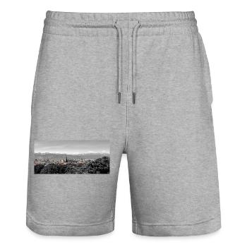 Stadtpanorama mit Bergen - Stanley/Stella Unisex Bio Joggingshorts Trainer  - Grau meliert - Vorne - Nik (191cm) & Marisol (170cm)