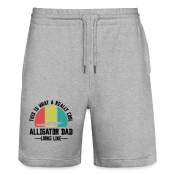 Retro Alligator Papa Silhouette - Stanley/Stella Unisex Bio Joggingshorts Trainer  - Grau meliert - Vorne - Nik (191cm) & Marisol (170cm)