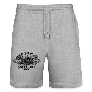 Geduld Vintage Dampfauto – Entschleunigt seit 1900 - Stanley/Stella Unisex Bio Joggingshorts Trainer  - Grau meliert - Vorne - Nik (191cm) & Marisol (170cm)