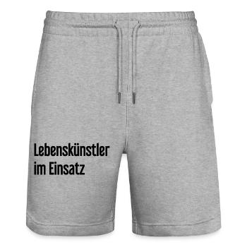 Lebenskünstler im Einsatz - Stanley/Stella Unisex Bio Joggingshorts Trainer  - Grau meliert - Vorne - Nik (191cm) & Marisol (170cm)