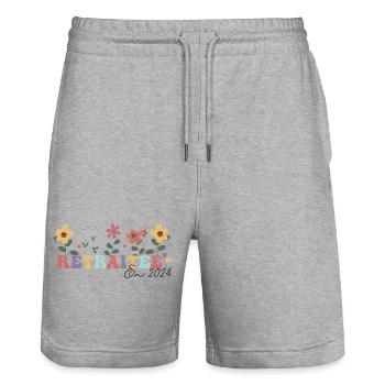 Retraitée 2024 motif floral cadeau retraite groovy - Short de jogging bio TRAINER Stanley/Stella unisexe - gris chiné - Devant - Nik (191cm) & Marisol (170cm)