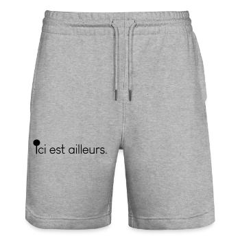 Ici est ailleurs – Citation poétique - Short de jogging bio TRAINER Stanley/Stella unisexe - gris chiné - Devant - Nik (191cm) & Marisol (170cm)