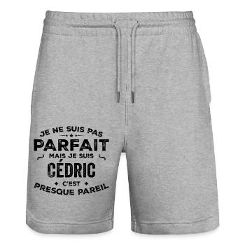 Cédric – ein lustiger und stolzer Vorname, eine Legende - Stanley/Stella Unisex Bio Joggingshorts Trainer  - Grau meliert - Vorne - Nik (191cm) & Marisol (170cm)