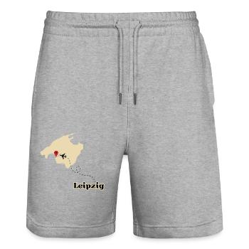 Malle Flieger von Leipzig - Stanley/Stella Unisex Bio Joggingshorts Trainer  - Grau meliert - Vorne - Nik (191cm) & Marisol (170cm)