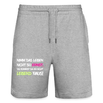Nimm das Leben nicht so ernst - Stanley/Stella Unisex Bio Joggingshorts Trainer  - Grau meliert - Vorne - Nik (191cm) & Marisol (170cm)