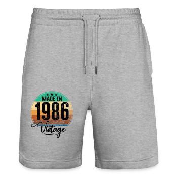 Millésime Fabriqué en 1986 Année de naissance 1986 Anniversaire - Short de jogging bio TRAINER Stanley/Stella unisexe - gris chiné - Devant - Nik (191cm) & Marisol (170cm)