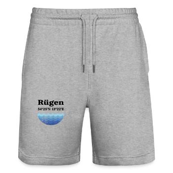 Insel Rügen Koordinaten - Stanley/Stella Unisex Bio Joggingshorts Trainer  - Grau meliert - Vorne - Nik (191cm) & Marisol (170cm)