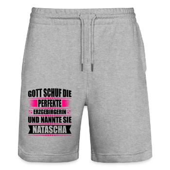 Erzgebirge Frau Namen Sachsen Natascha - Stanley/Stella Unisex Bio Joggingshorts Trainer  - Grau meliert - Vorne - Nik (191cm) & Marisol (170cm)