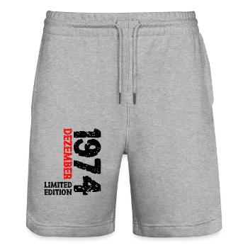 1974 Dezember Limited Edition 49. Geburtstag Deko - Stanley/Stella Unisex Bio Joggingshorts Trainer  - Grau meliert - Vorne - Nik (191cm) & Marisol (170cm)
