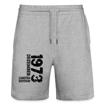 1973 décembre Limited Edition 50e anniversaire décoration - Short de jogging bio TRAINER Stanley/Stella unisexe - gris chiné - Devant - Nik (191cm) & Marisol (170cm)