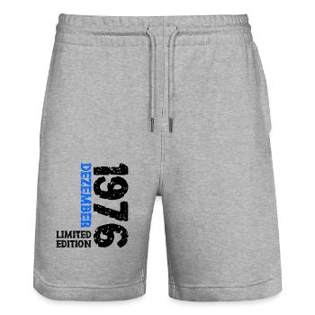 1976 Dezember Limited Edition 47. Geburtstag Deko - Stanley/Stella Unisex Bio Joggingshorts Trainer  - Grau meliert - Vorne - Nik (191cm) & Marisol (170cm)