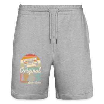 Legendary 1955 Vintage Birthday Gift - Stanley/Stella Unisex Bio Joggingshorts Trainer  - Grau meliert - Vorne - Nik (191cm) & Marisol (170cm)
